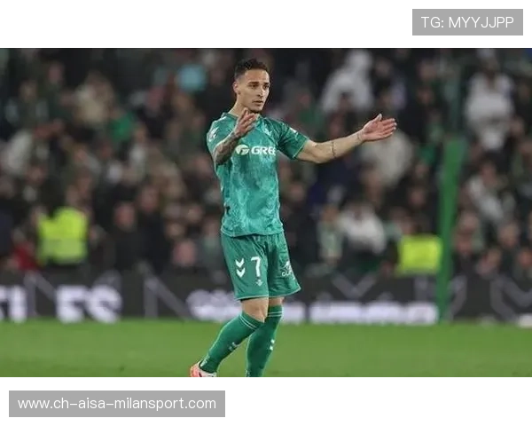 25岁曼联弃将安东尼凭两粒世界波与妙传获评满分MVP表现惊艳 25岁曼联弃将安东尼凭两粒世界波与妙传获评满分MVP表现惊艳